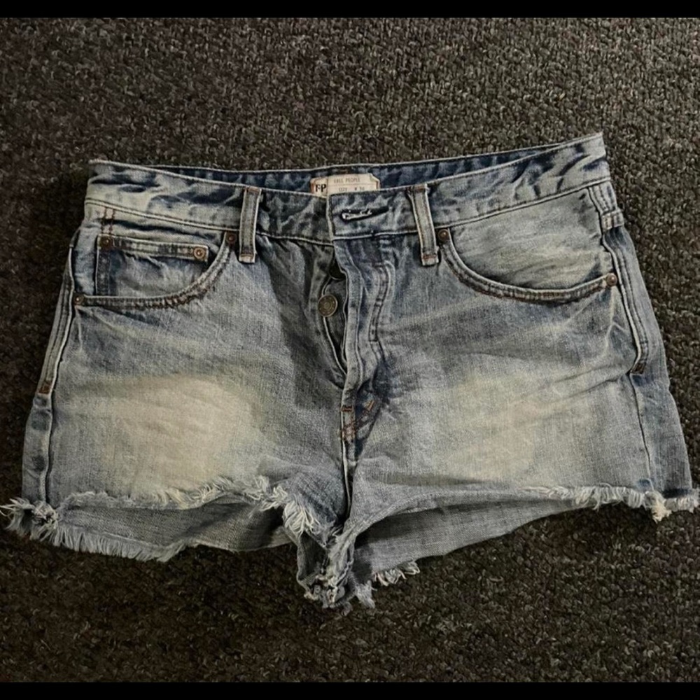 FREE PEOPLE JEAN SHORTS